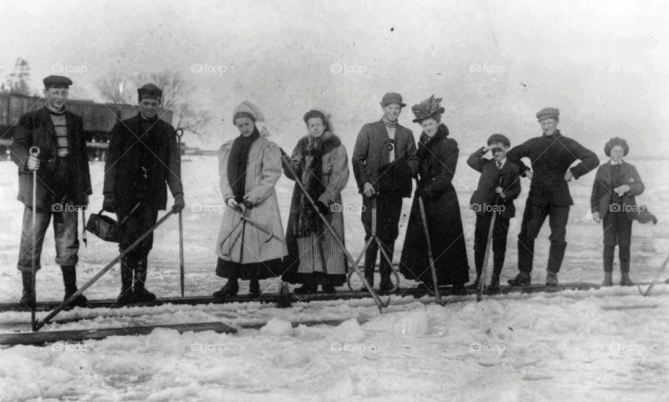 Mostra fotografica sui mestieri sui mestieri scomparsi. Tagliatori di ghiccio