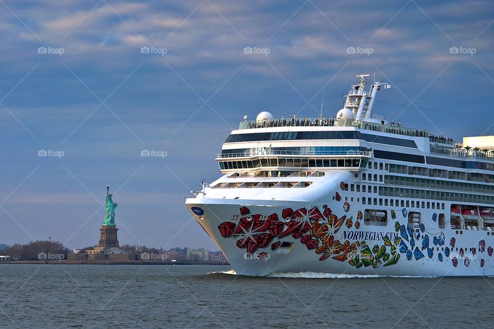 Cruising in New York