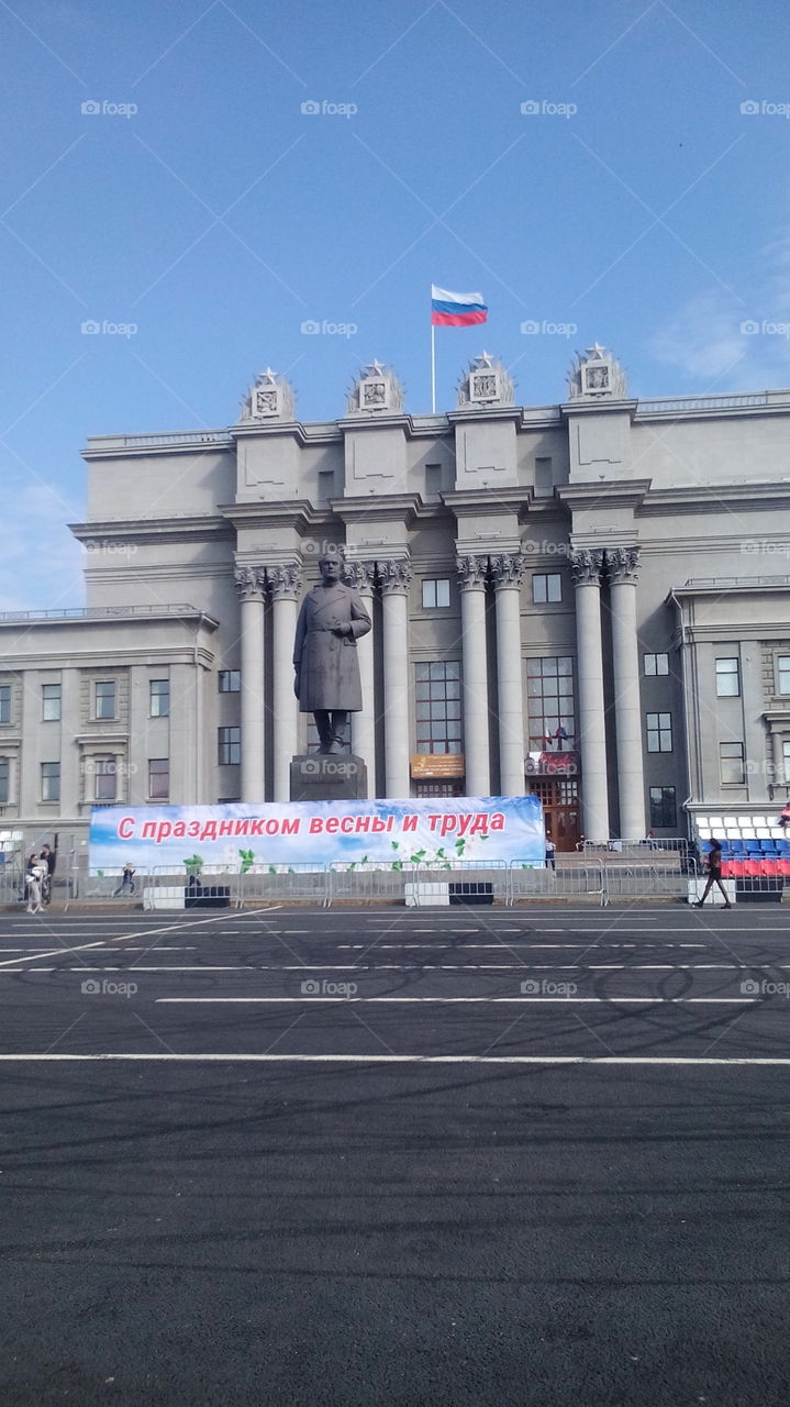 The monument to Kuibyshev. Kuibyshev square, Samara, Russia. The 1st of May.