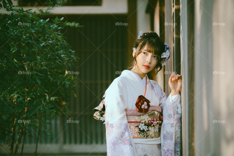 Kimono girl 
