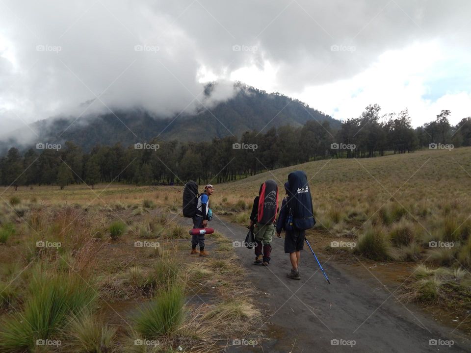 pendaki gunung