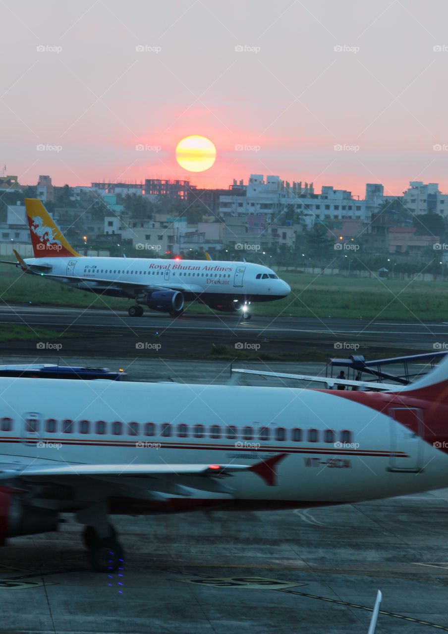 when there is lot of free time on the airport