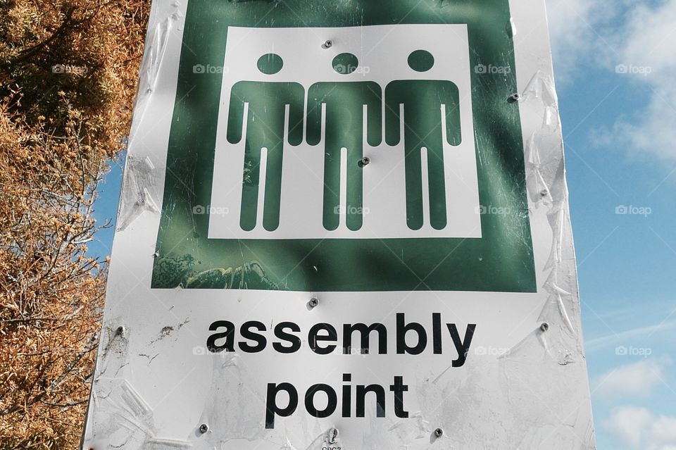 Assemble Point Sign