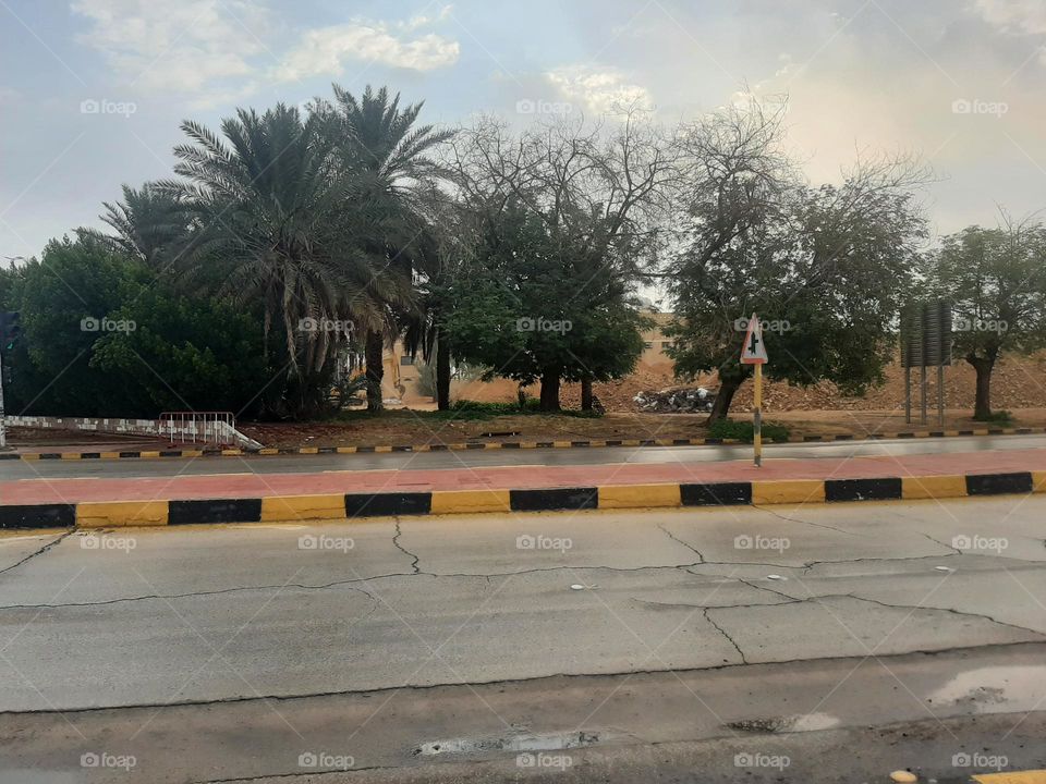 Please help me, I am very poor, I need your support and God is in need