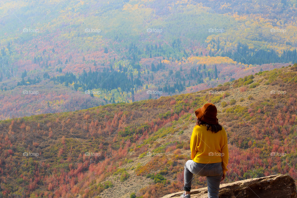 The beauty of autumn colors still shows up in the midst of pandemic 😁