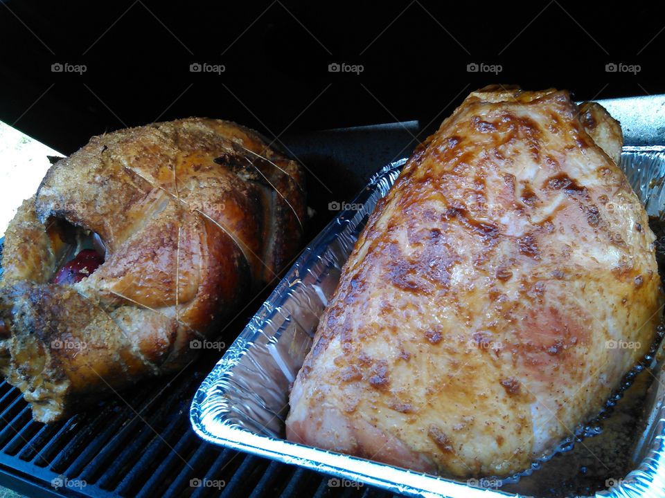Happy Smoking Thanksgiving. Mmmm, smoked turkey and ham going...