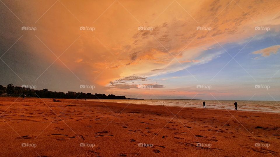 Amazing sunset views of the Mindil Beach in Darwin,  Northern Territory of Australia