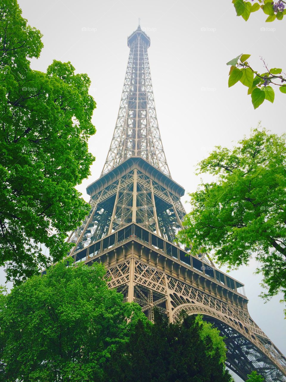 La Tour Eiffel. 4th visit to Paris so I decided to take photos this time round.