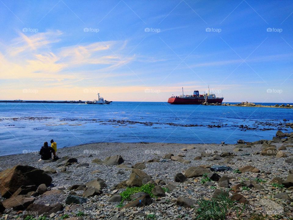 Seashore and vessels
