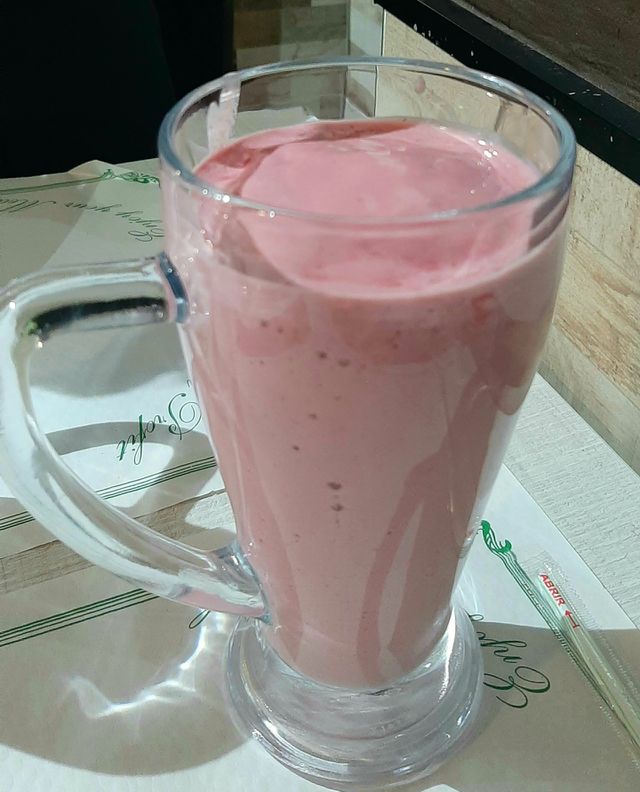 Milkshake's Mora