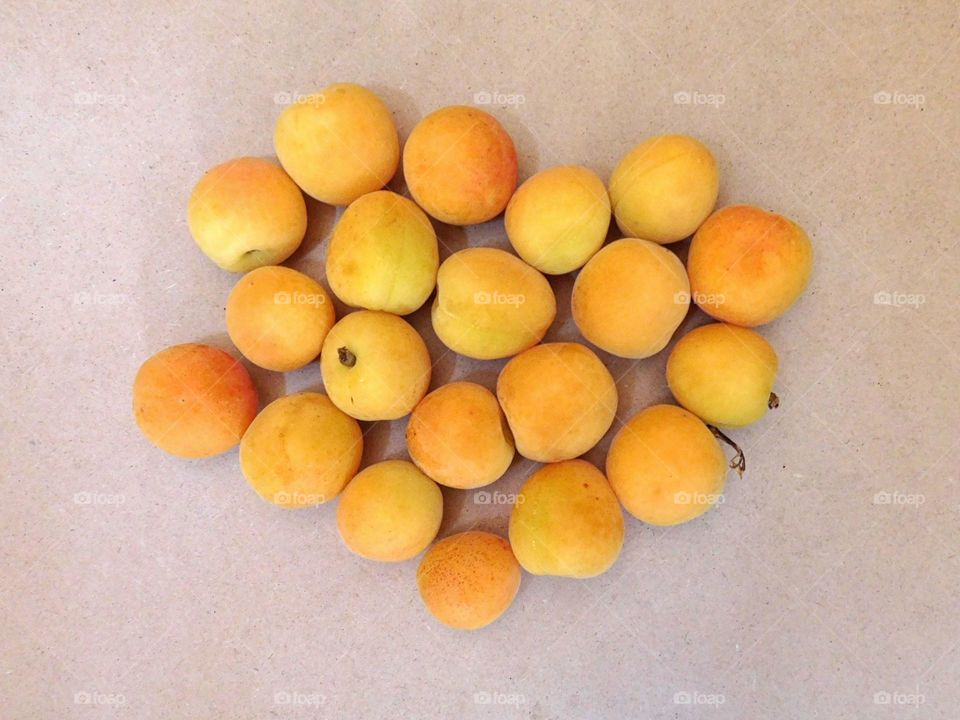 apricots