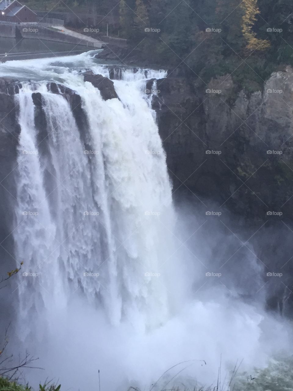 Snoqualmie falls