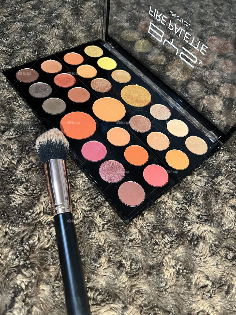 Circles on the makeup 