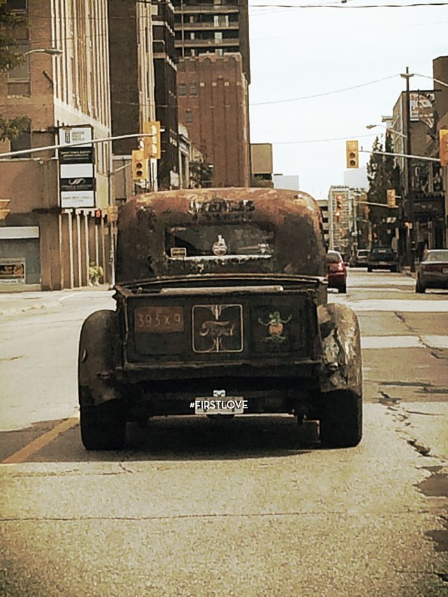 Old pick up 