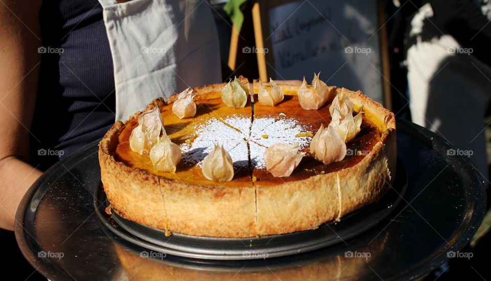 Streetfood pumpkin pie from foodtruck.