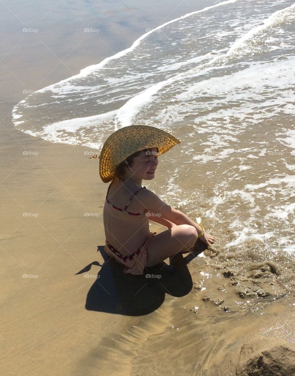 Summer is a good time to enjoy the sea! Here, Canoa Quebrada beach, a piece of paradise on the Brazilian coast! 🇺🇸/ O verão é propício para se curtir o mar! Aqui, praia de Canoa Quebrada, um pedaço do paraíso no litoral do Brasil! 🇧🇷