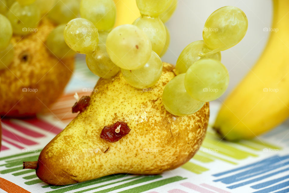 Pear and grapes hedgehog