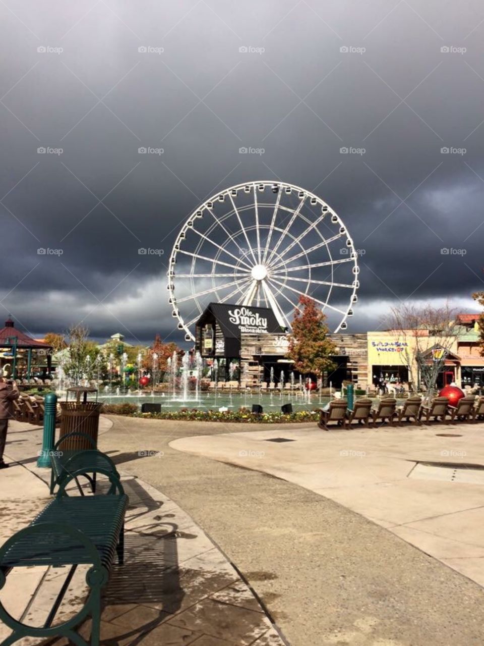 The Wheel and stormy morning in Pigeon Forge