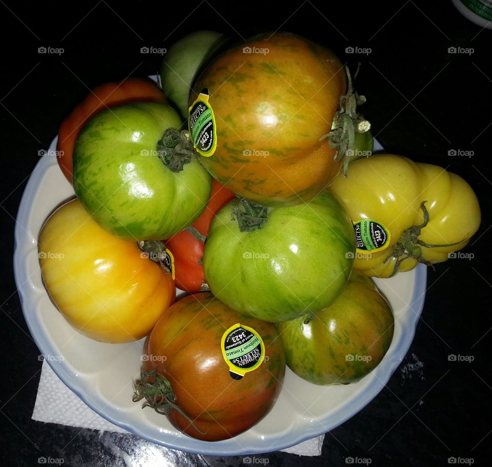 bowl of heirloom tomatoes