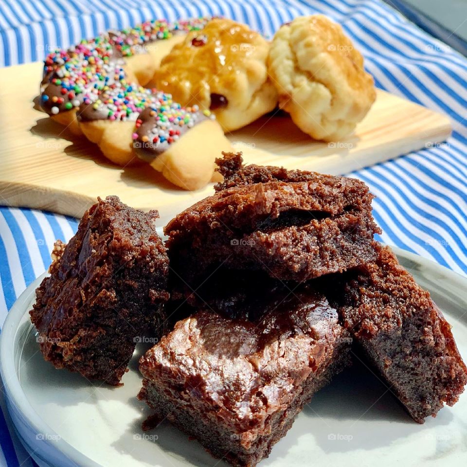 Homemade confetti butter cookies and fresh brownies are big love 