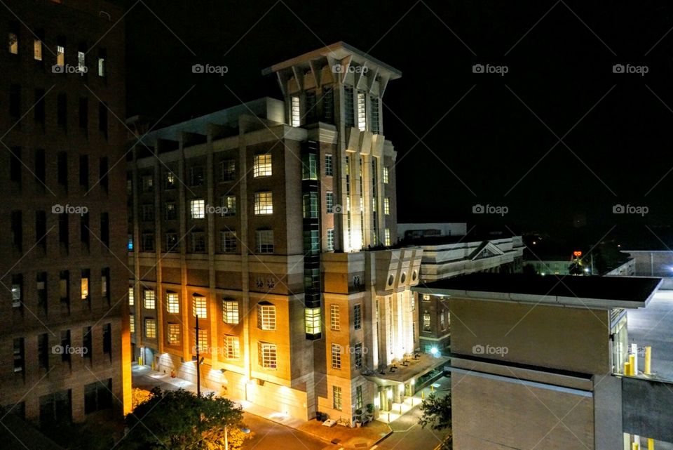 MUSC Hollings Cancer Center at Night