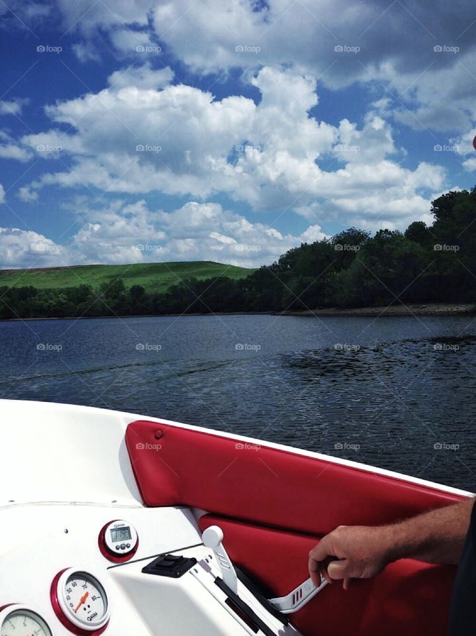 Boating on the Delaware river 