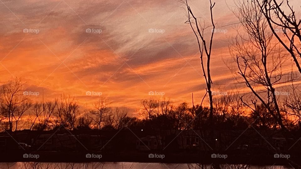 As the Evening wore on the western Sky didn’t not Promise too Much, Then my relaxed Anticipation is coming true the Sky Opens up into a Fire Ball of Orange-Red And Continues seems like for 15 minutes before cooling off. Gorgeous, Beautiful, Nice, 