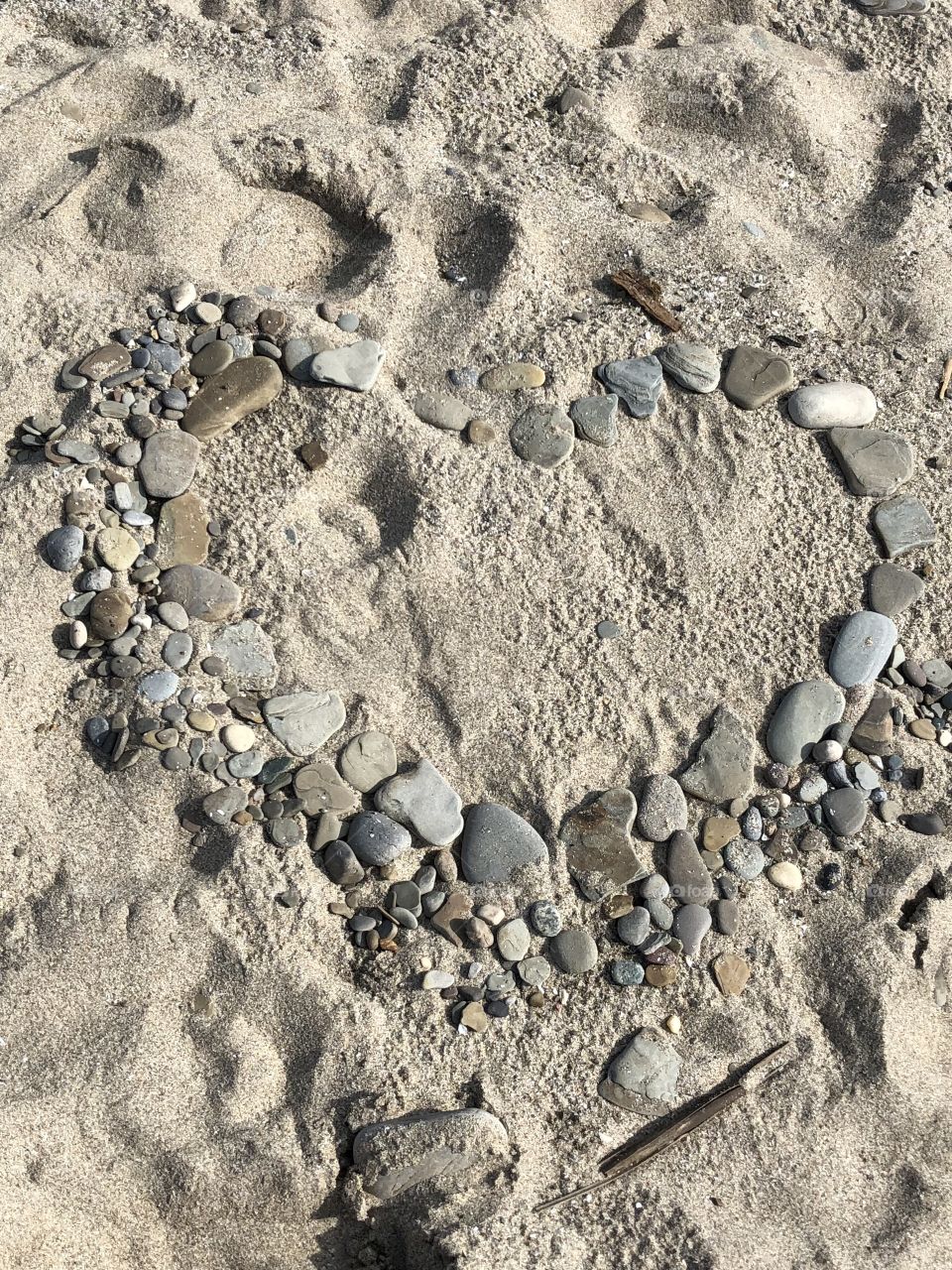 Beach Hearts. 