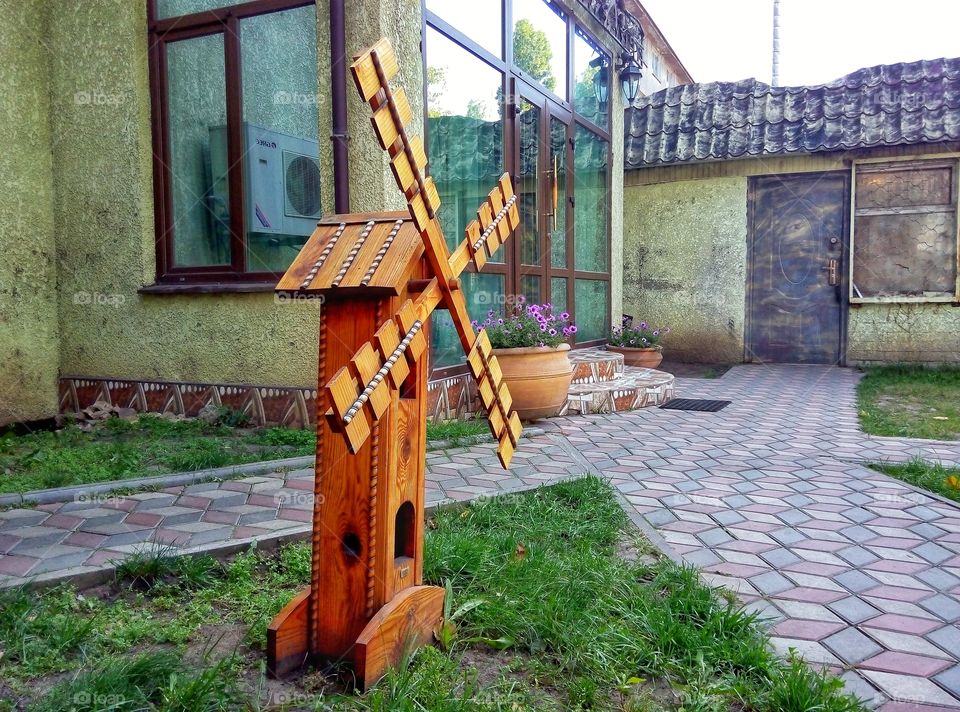 House, Architecture, Wood, Family, Building