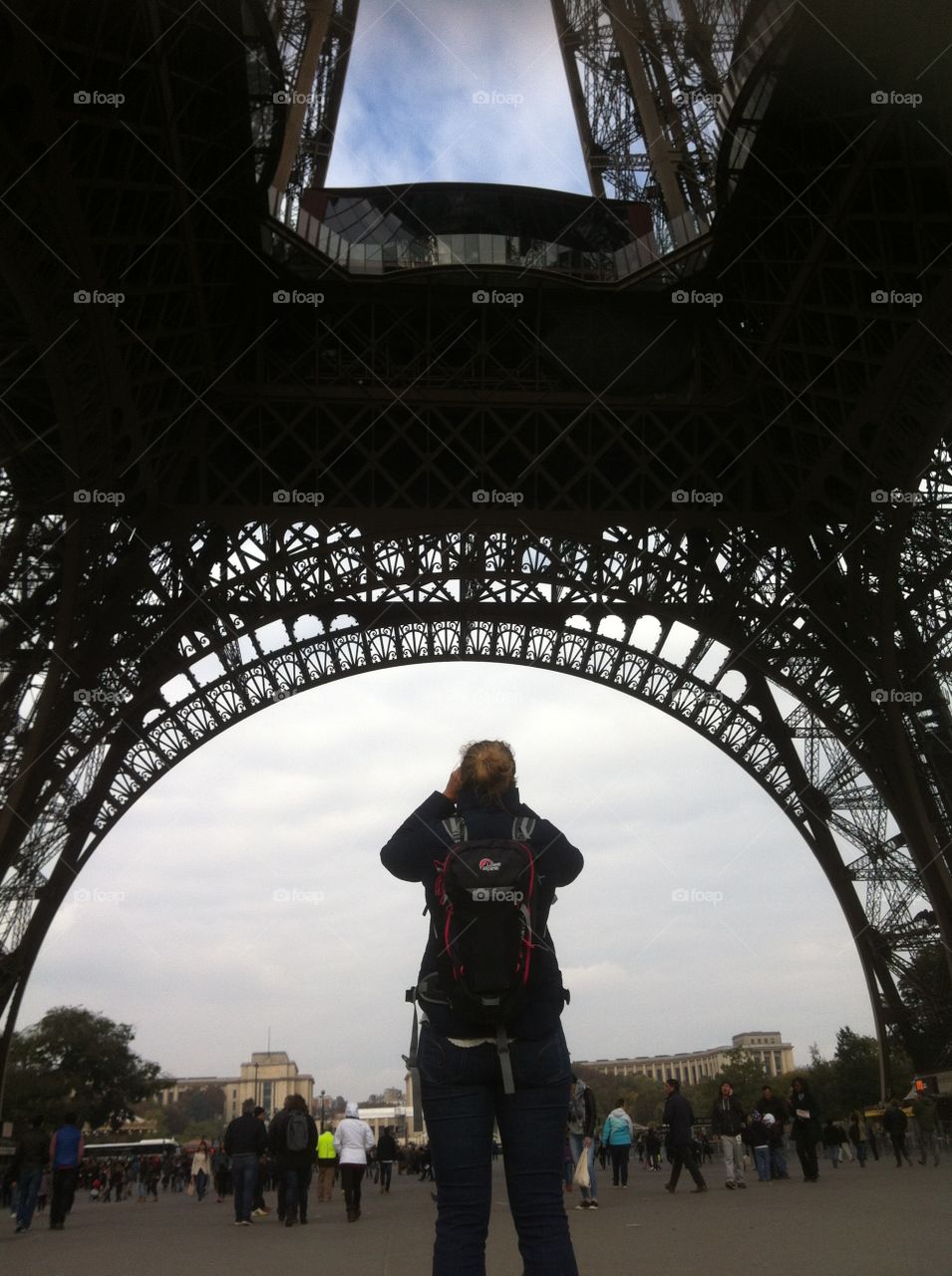 Photographing Eiffel tower