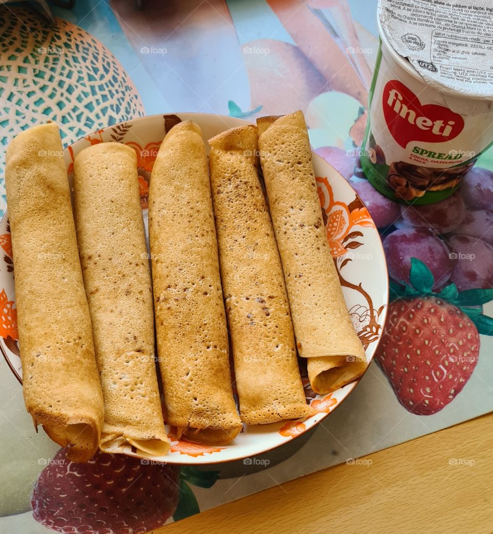 Pancakes with chocolate