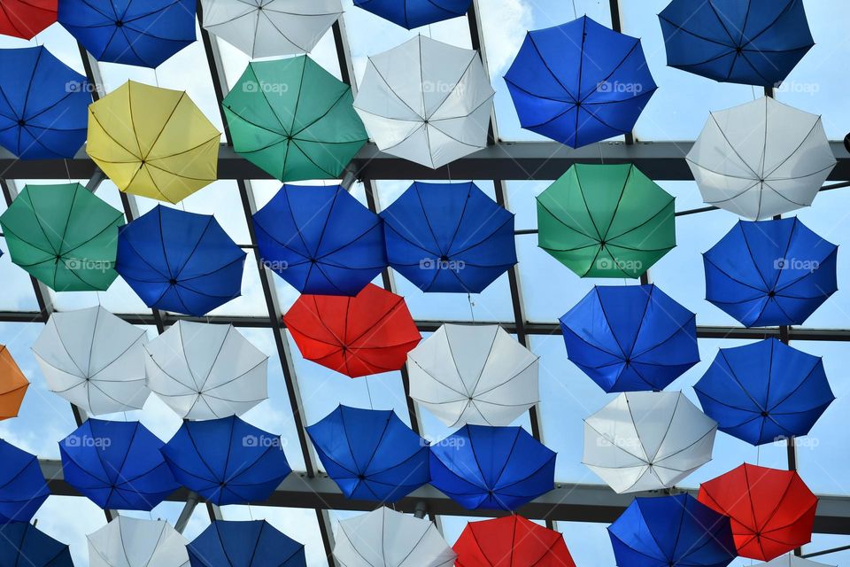 topsy turvy umbrellas