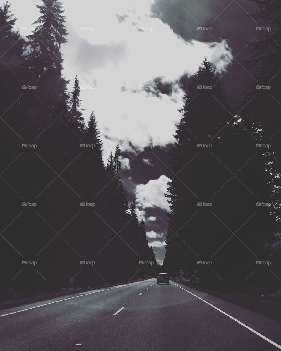 On the road again . Driving to central Oregon 