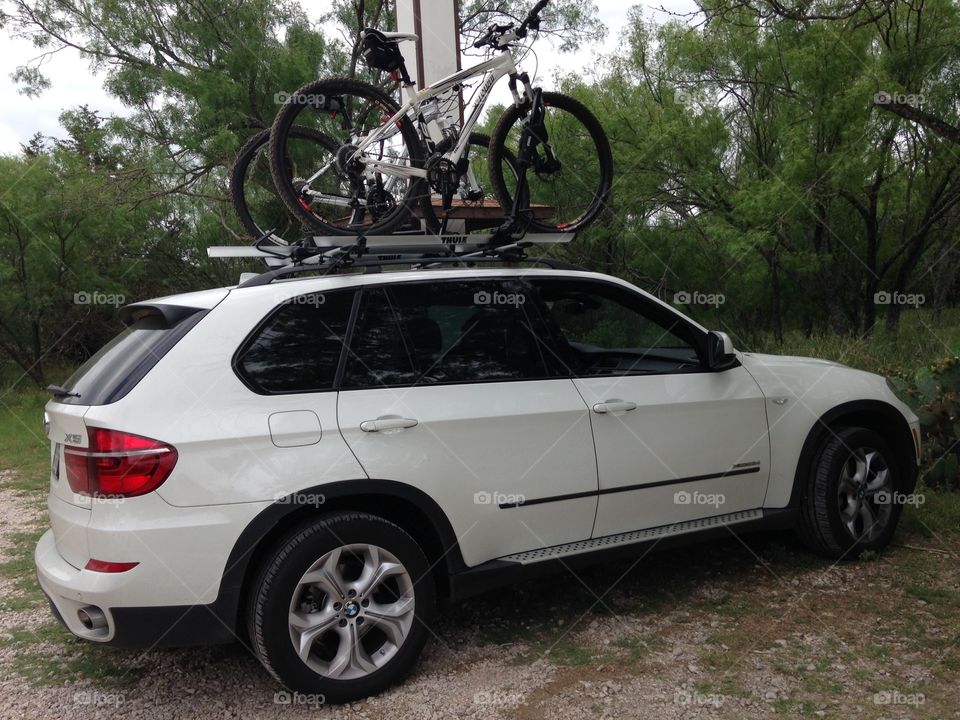 Ready for a mountain bike ride.  The suv is ready, bikes are secure and off we go