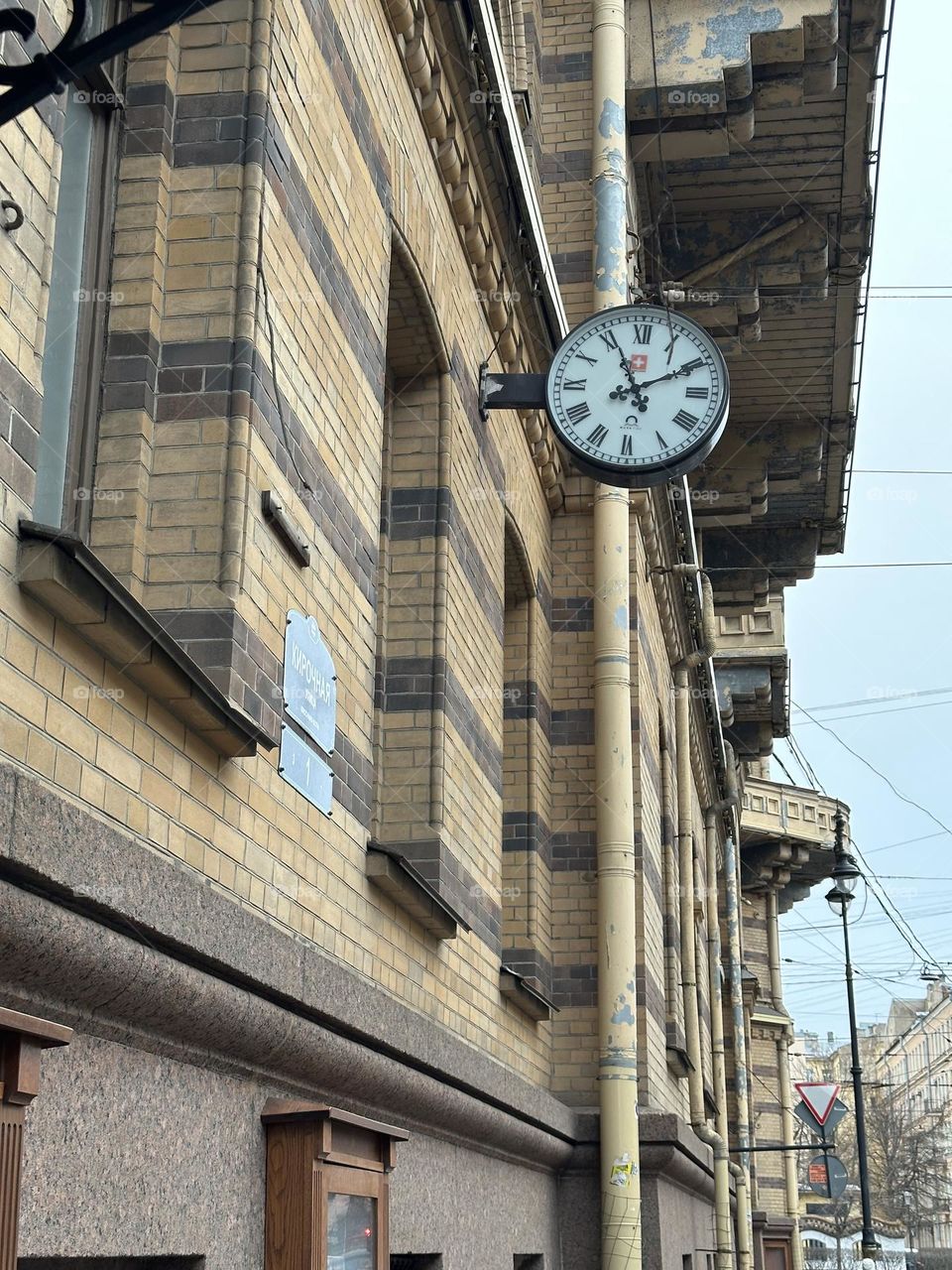 City Architecture and big clock 