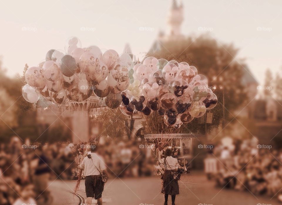 Historic balloon walk