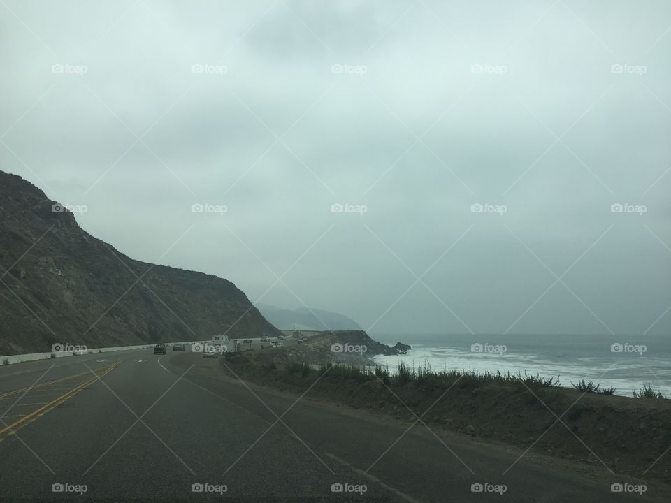 Cliffs. Los Angeles. Highway 1. Water. Ocean. Waves. 