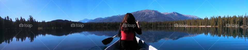 Canoeing at Lac Beauvert in Jasper, AB