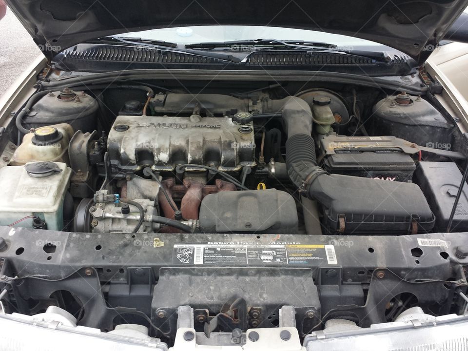 1997 Saturn Engine