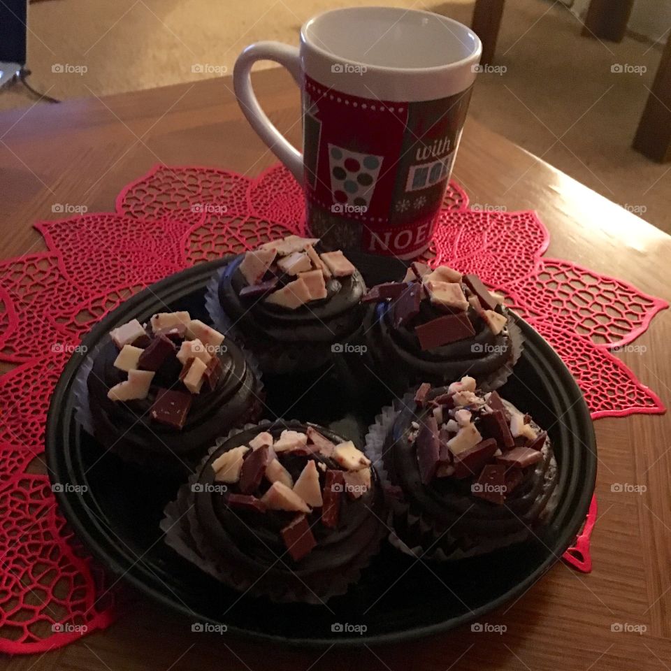 Homemade Christmas Cupcakes 