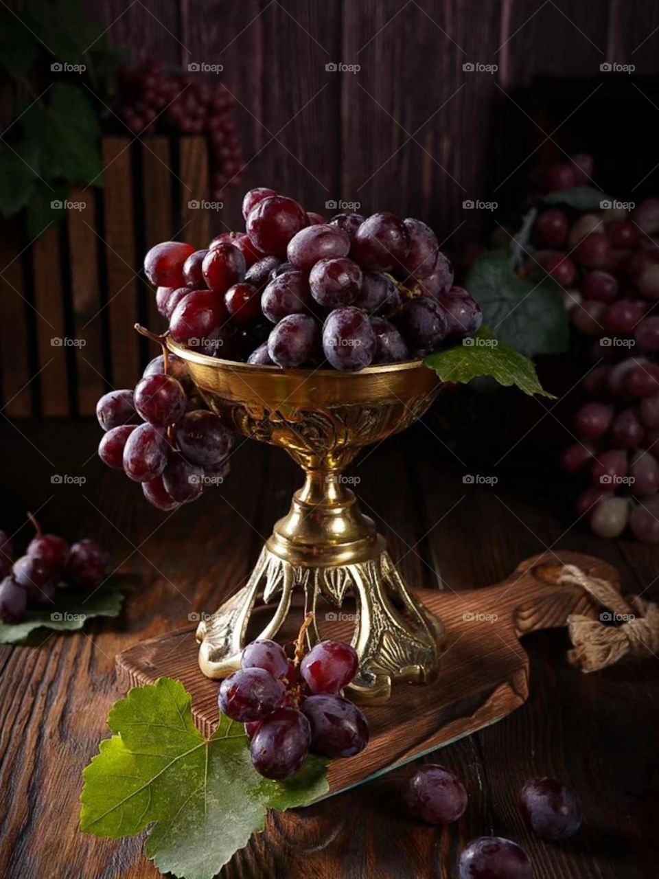 Beautiful! Delicious! Well designed! Heaven fruits! I love Grapes...