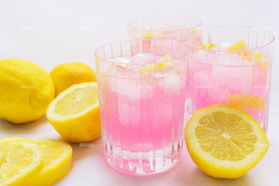 Pink lemonade 