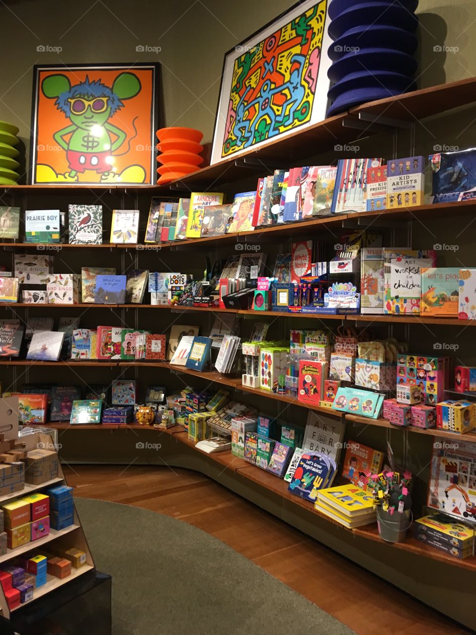 Lots and lots of goodies to buy! Just check out all this stuff on the shelves. Hmmm