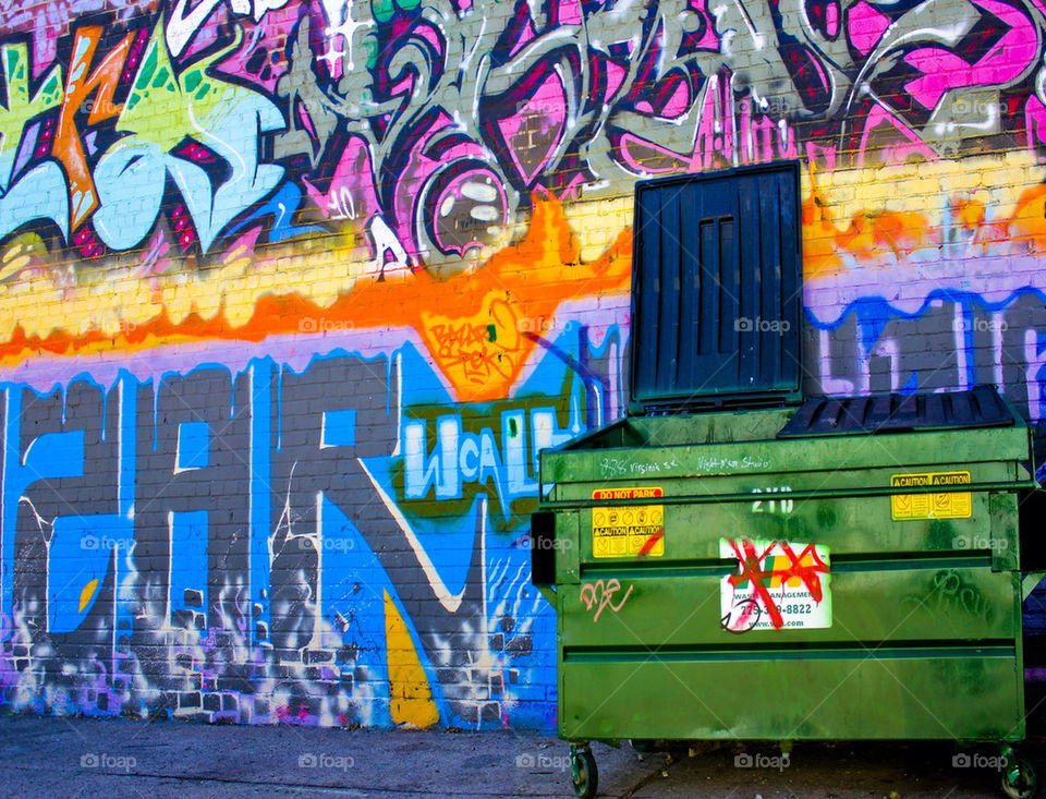 street graffiti trash kgphotography by kghilieri