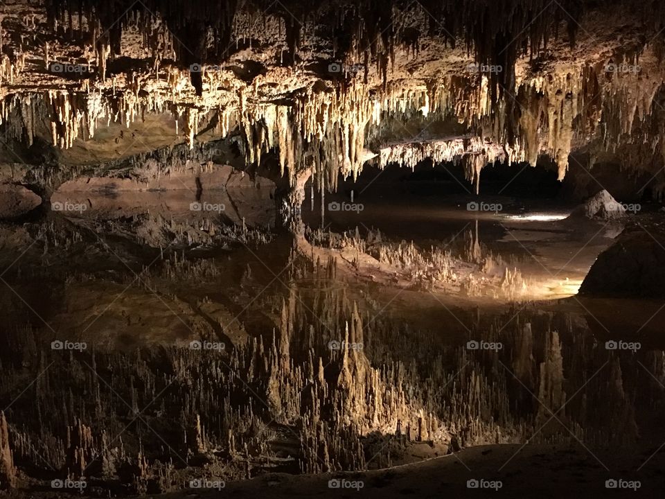 Mirrored Cavern 