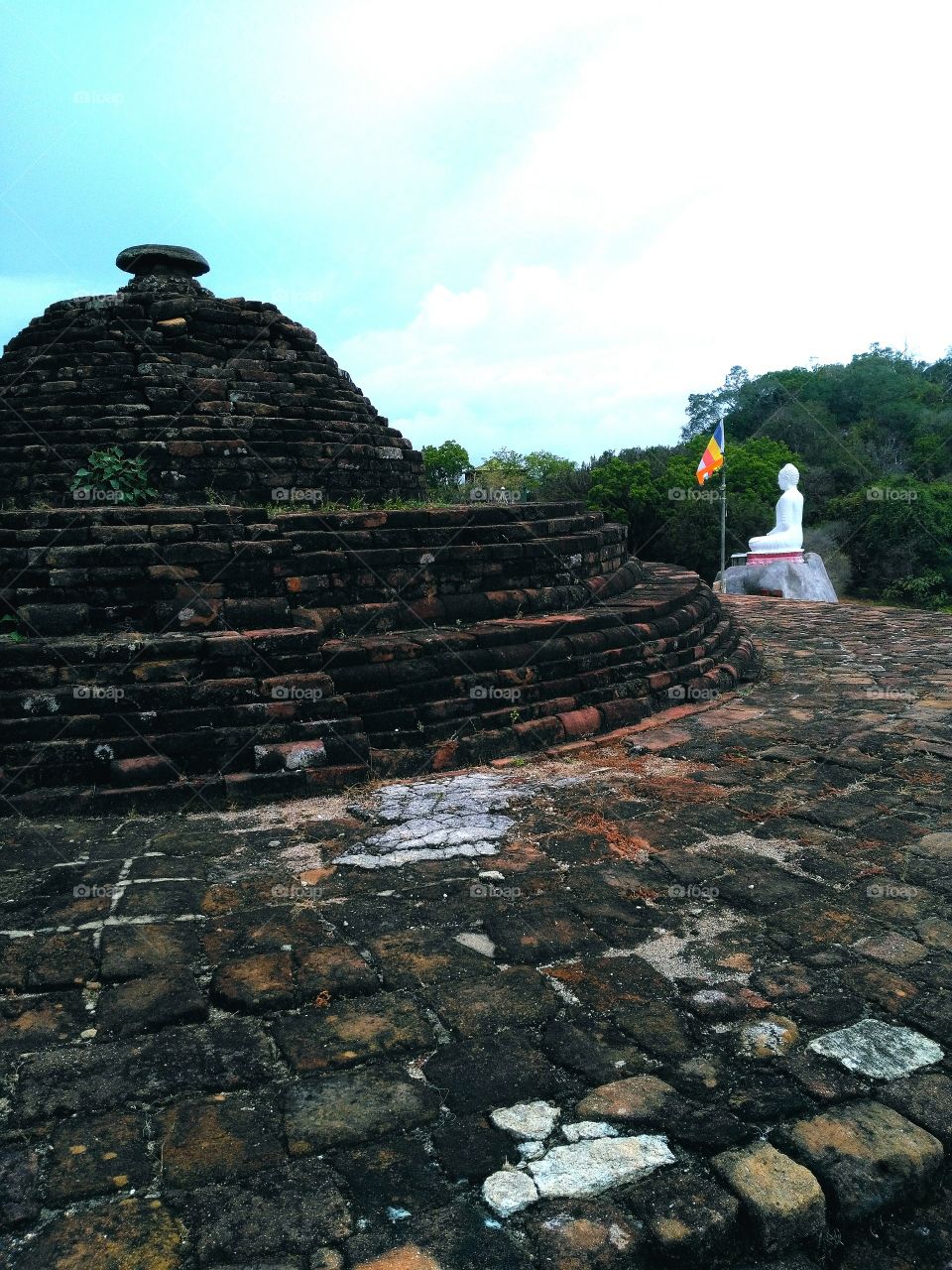 Sri Lanka Panama kudummbigala temple