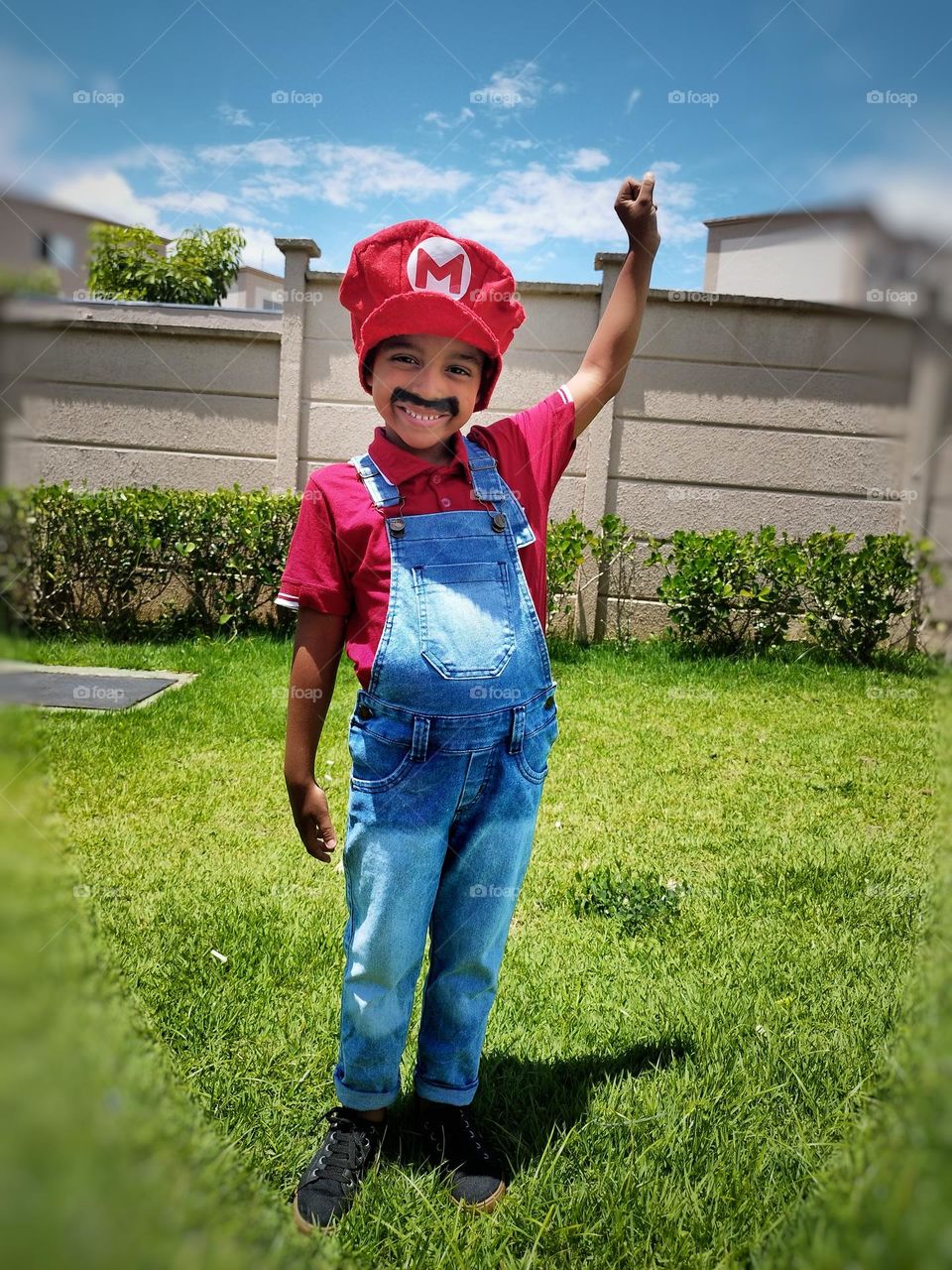 festa fantasia da escola, foto tirada e editada mostrando a nitidez e efeito desfoque no fundo