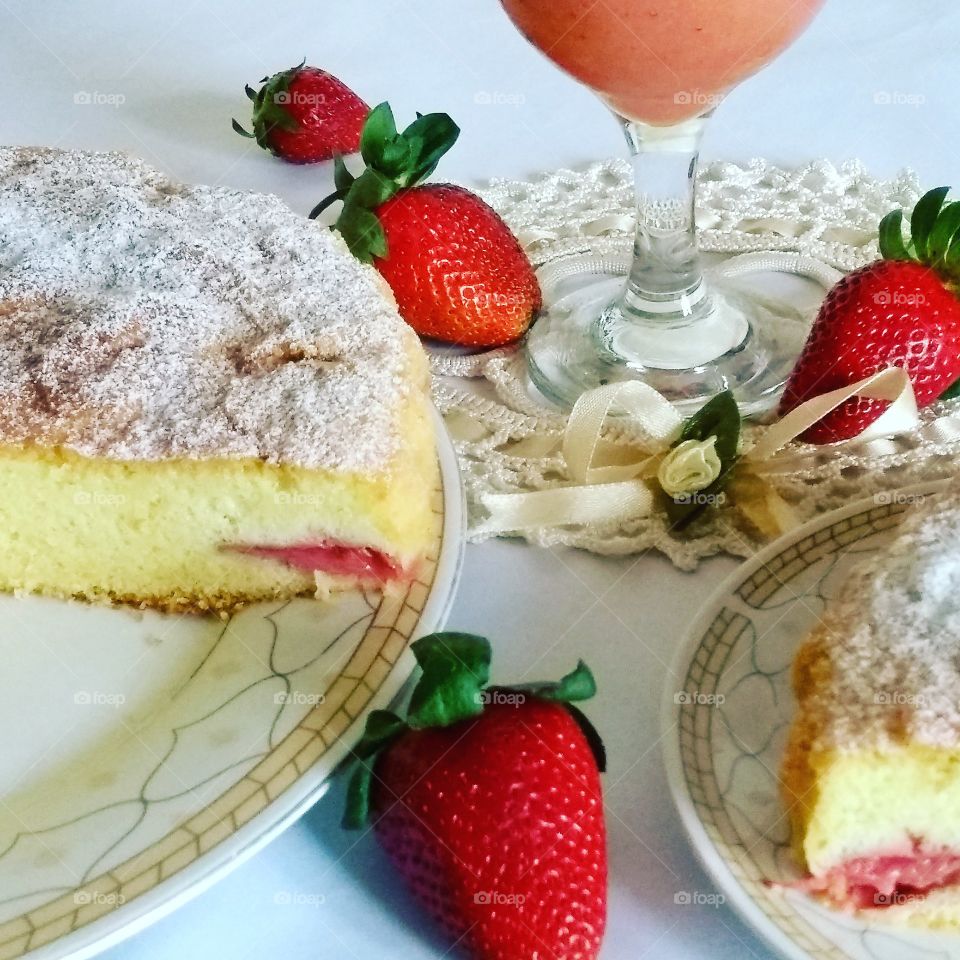 strawberry cake