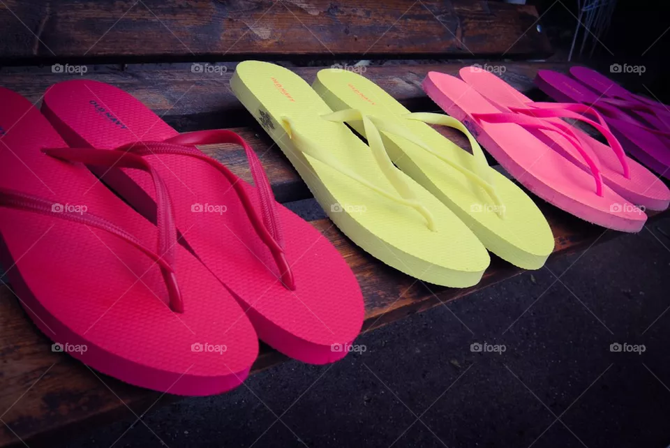 Flip flopin' 