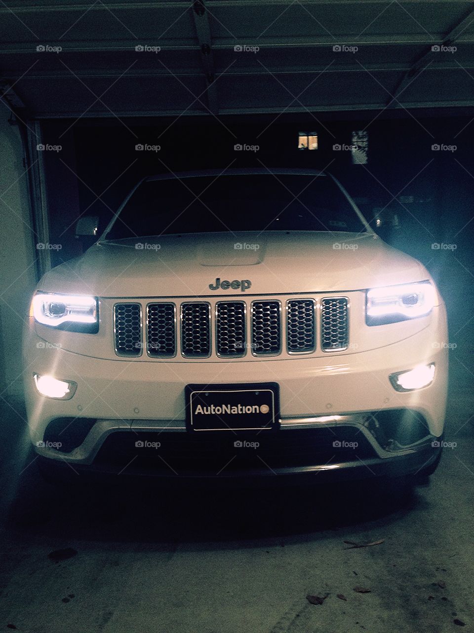Jeep Grand Cherokee Summit. Autonation dealership